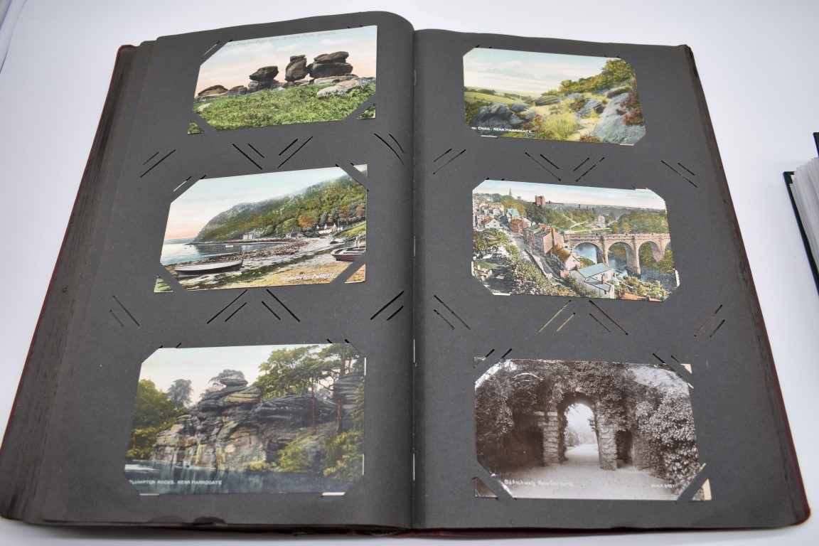 POSTCARD ALBUM: contains approx 296 mixed postcards, topographical and greetings, generally in - Image 40 of 70