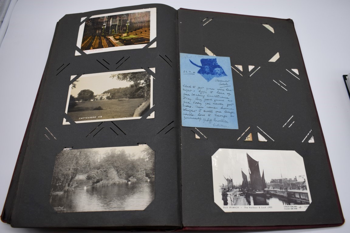 POSTCARD ALBUM: contains approx 296 mixed postcards, topographical and greetings, generally in - Image 50 of 70