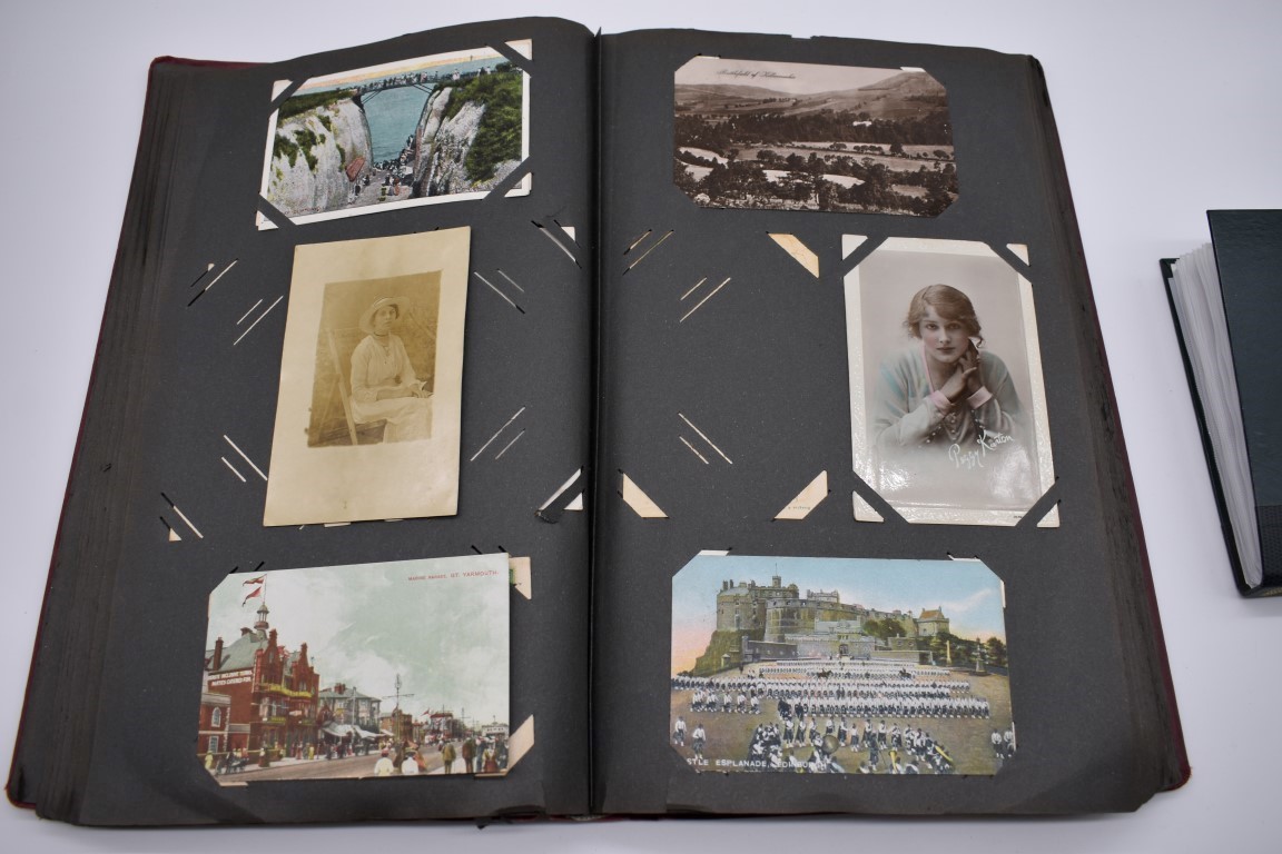 POSTCARD ALBUM: contains approx 296 mixed postcards, topographical and greetings, generally in - Image 19 of 70