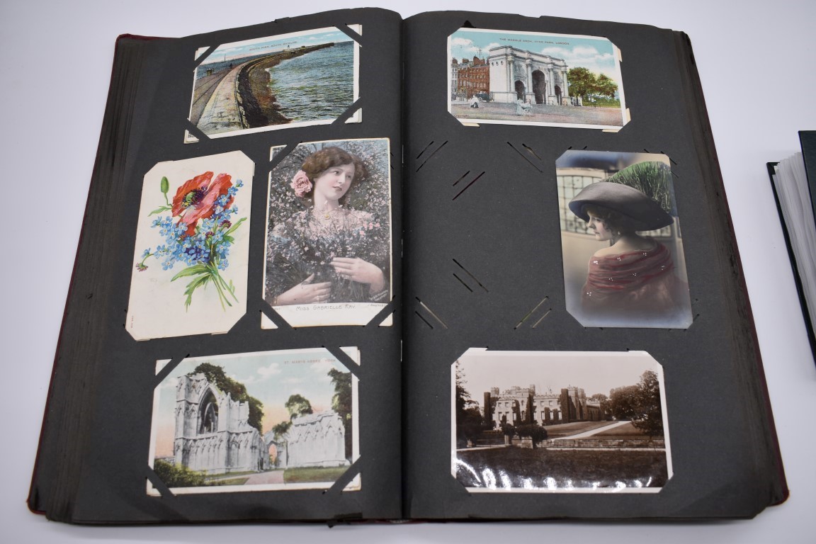 POSTCARD ALBUM: contains approx 296 mixed postcards, topographical and greetings, generally in - Image 20 of 70