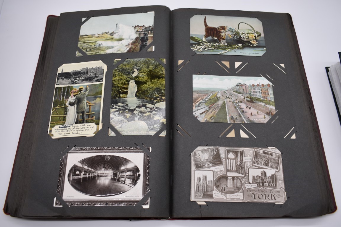 POSTCARD ALBUM: contains approx 296 mixed postcards, topographical and greetings, generally in - Image 30 of 70