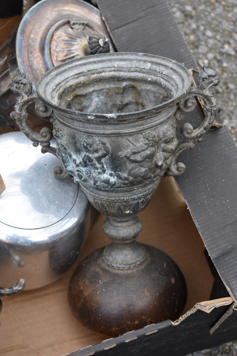 Two boxes of silverplate.Collection of this lot is strictly by appointment on Saturday 17th April - Image 4 of 5