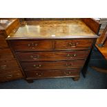 A George III mahogany chest of drawers, 95cm wide.