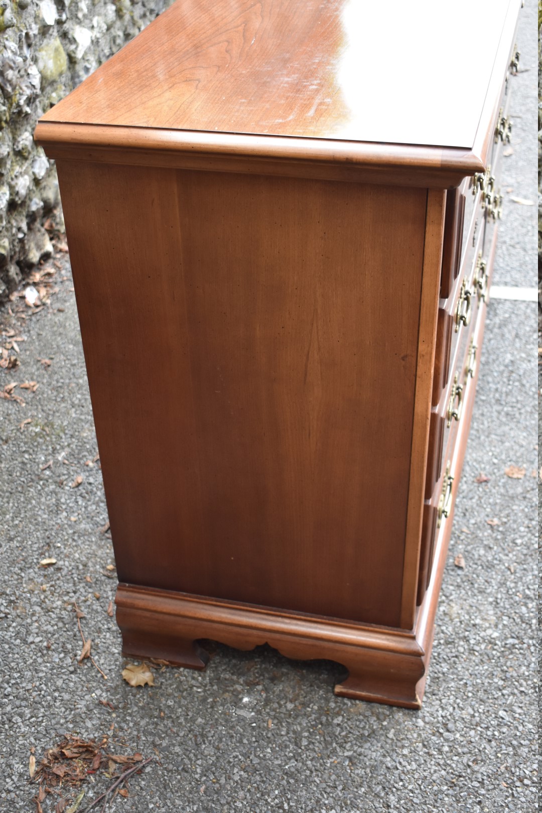 A large reproduction mahogany chest of drawers, by Dixie. - Image 7 of 7