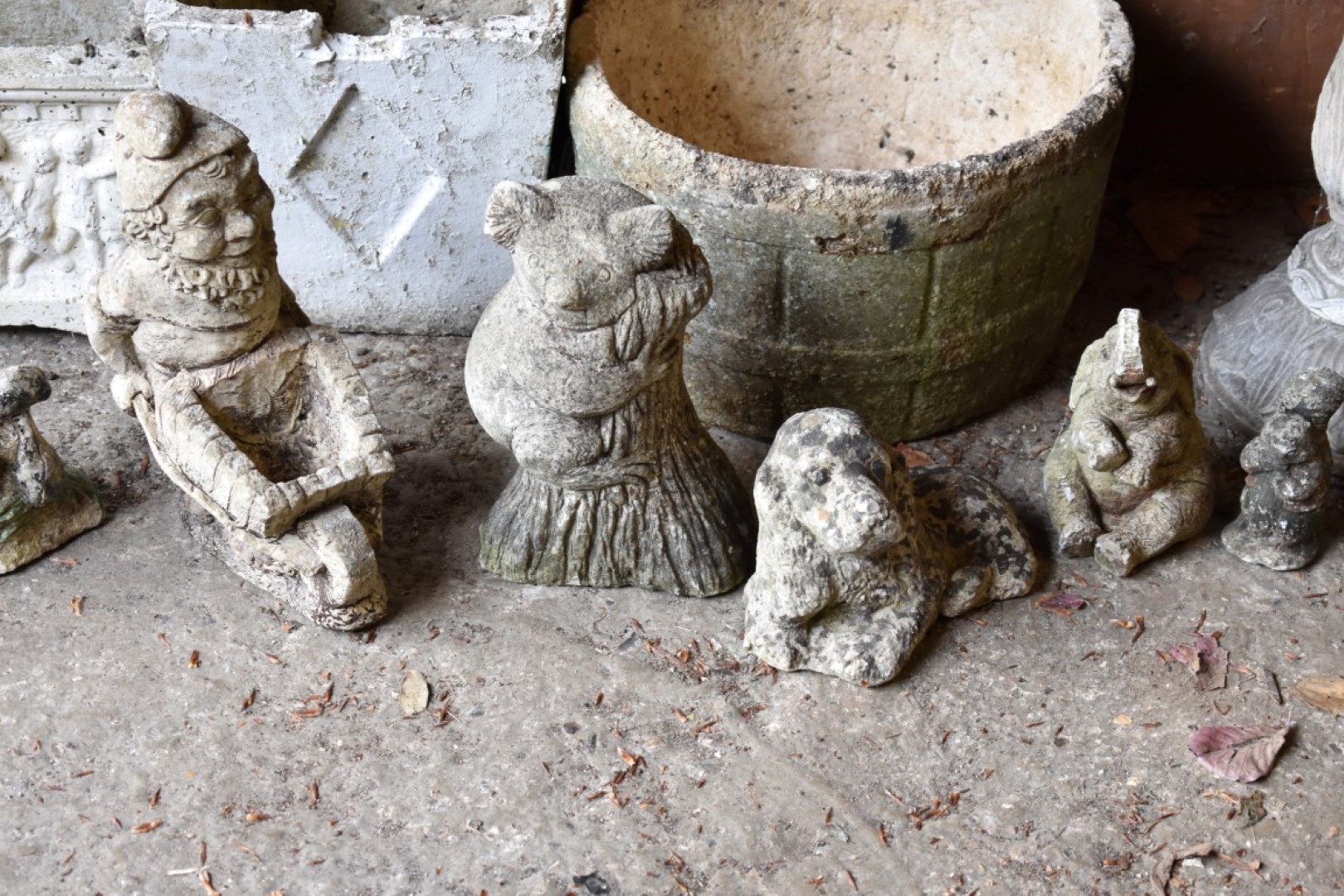 A reconstituted stone planter; together with other garden statuary. - Image 4 of 5