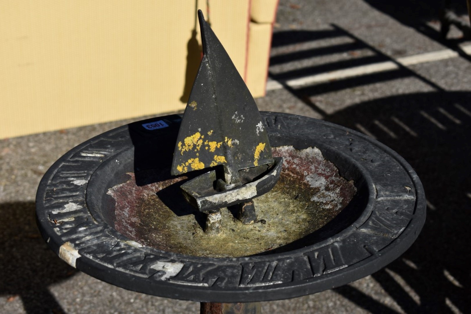 A cast iron sundial and bird bath. - Image 2 of 4