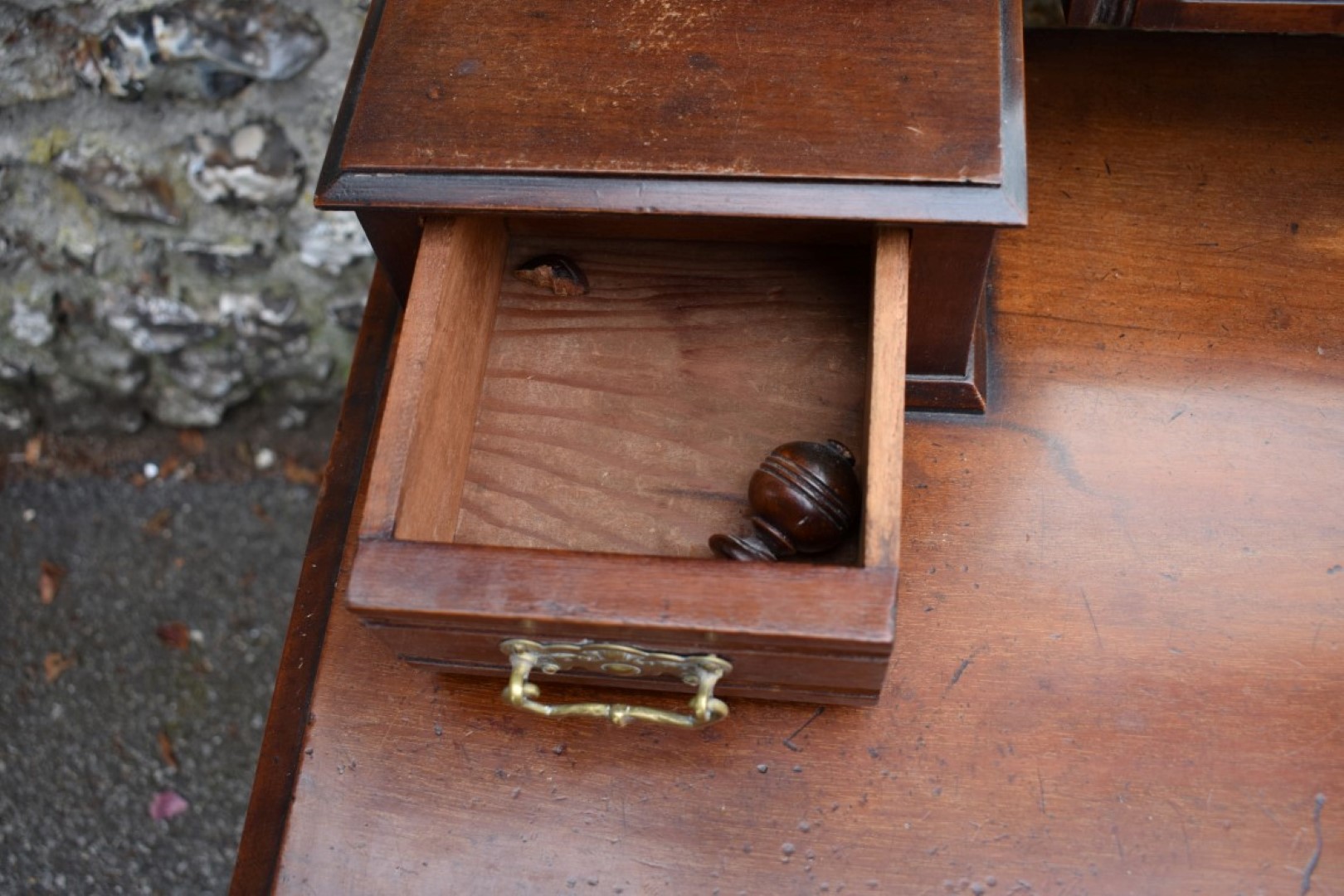 A circa 1900 mahogany mirror back dressing table, 91cm wide x 45cm deep x 145cm high. - Image 6 of 8