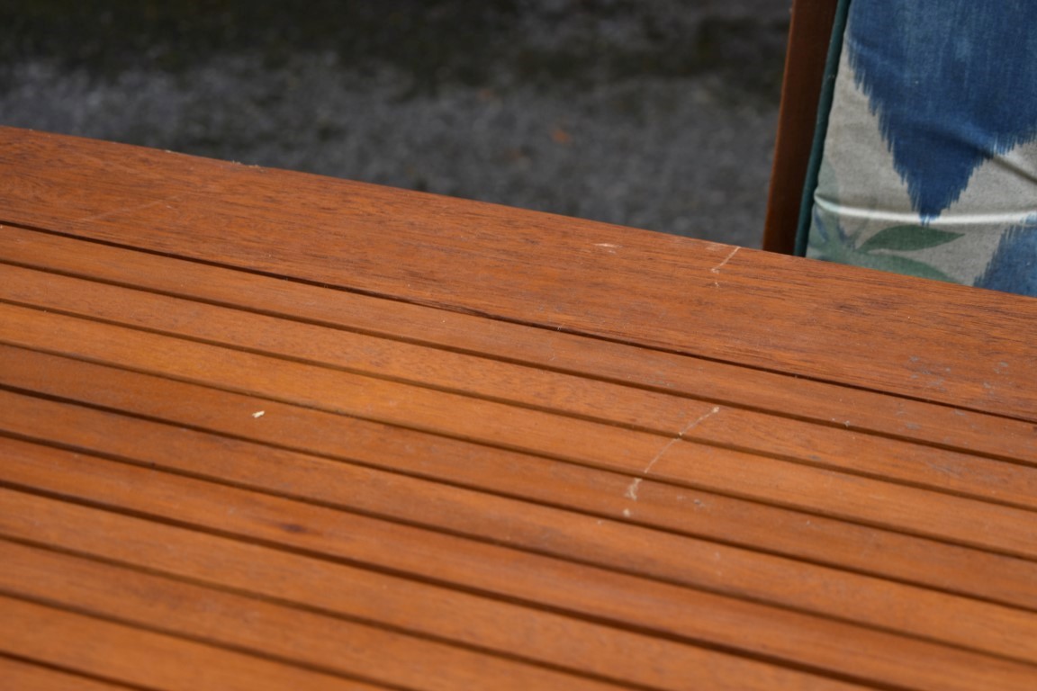 (LC) A hardwood garden table, 262cm extended; together with pair of matching chairs. - Image 4 of 5