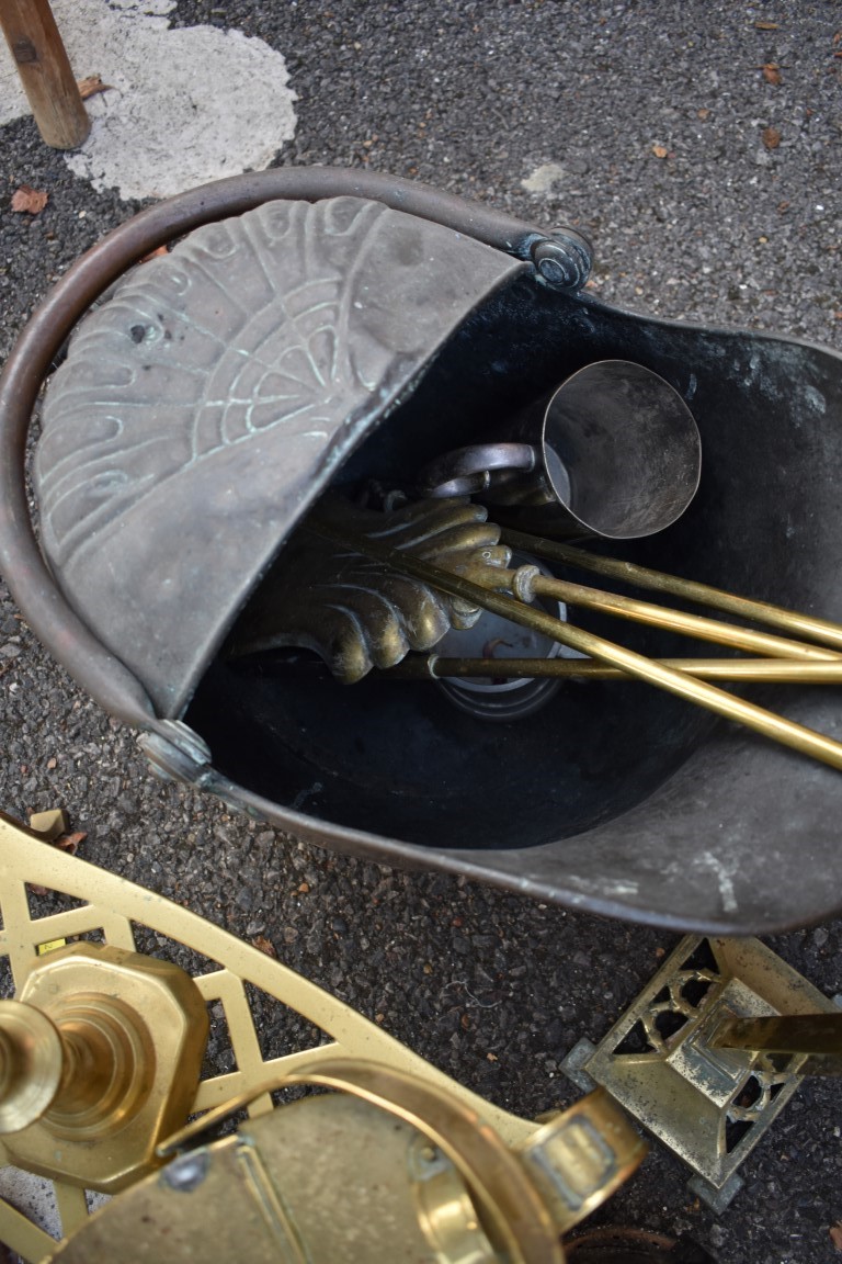 A quantity of metalware; to include; a coal scuttle, spark guard and an old lantern. - Image 3 of 3