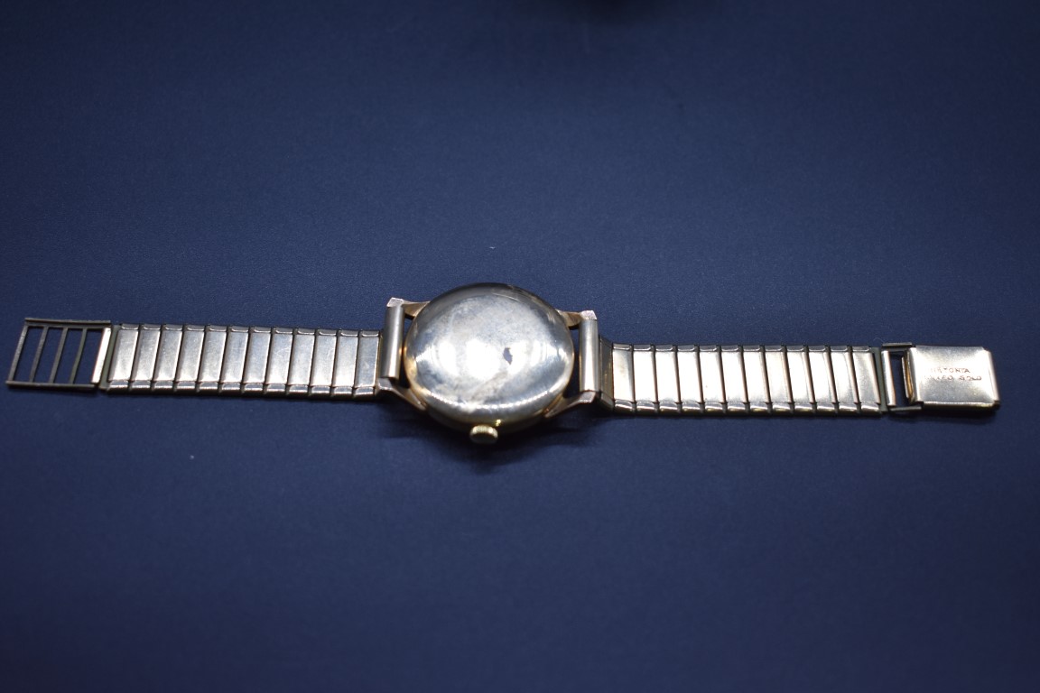 A 9ct gold Smiths De Luxe manual wind wristwatch, 32mm, hallmarked Edinburgh 1952, movement No. - Image 4 of 5