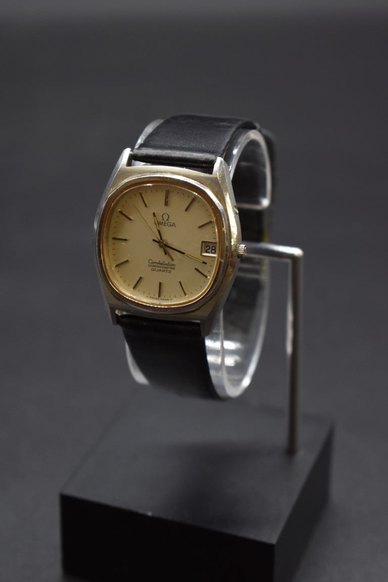 A vintage Omega 'Constellation' chronometer quartz stainless steel wristwatch, 34mm, on later