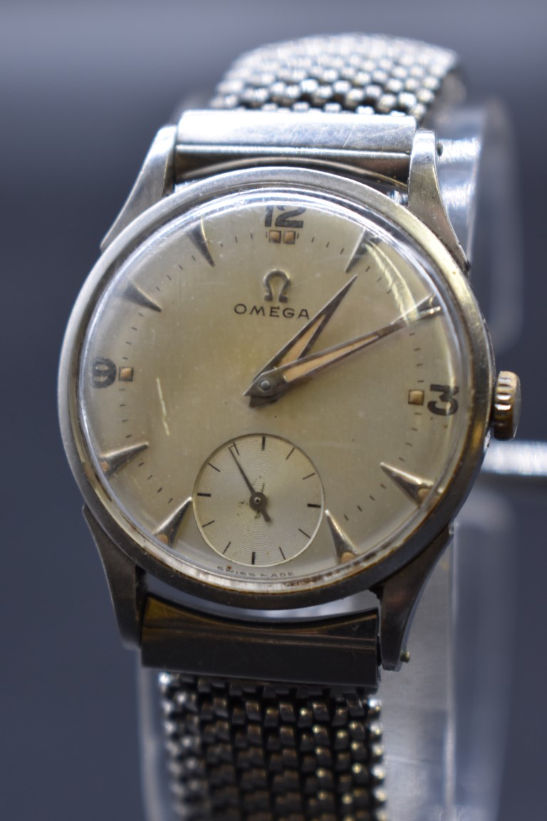 A circa 1944 Omega nickel plated manual wind wristwatch, 30mm, movement No.10440900, on a later - Image 2 of 3