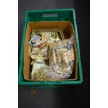 CIGARETTE CARDS: a large quantity of cigarette cards, complete and partial sets, both loose and