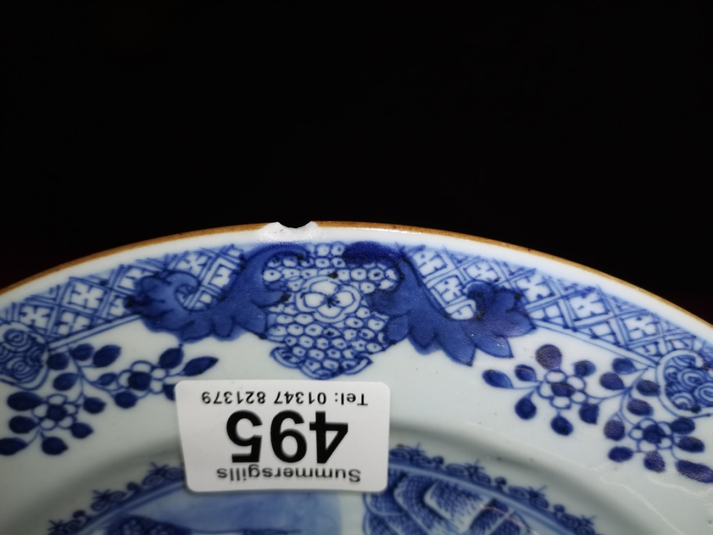 2 x Early Chinese Blue & White willow style plates ( chip to circular plate ) - Image 7 of 8