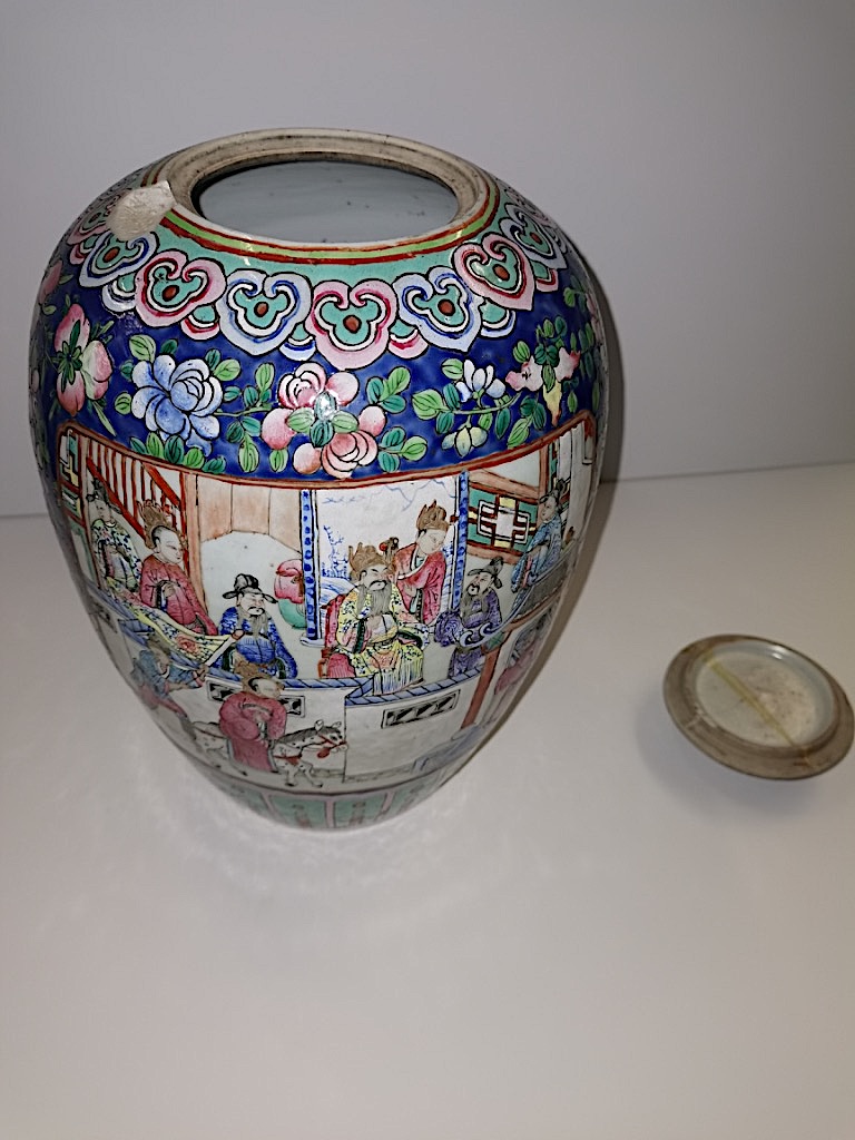 Early Chinese Ginger jar in bright coloured decoration with men/warriors and floral decoration 32cm - Image 10 of 12