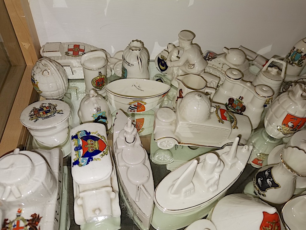 A excellent collection of War memorabilia crested figures approx 65 Carlton ware, Goss, Arcadian etc - Image 3 of 12