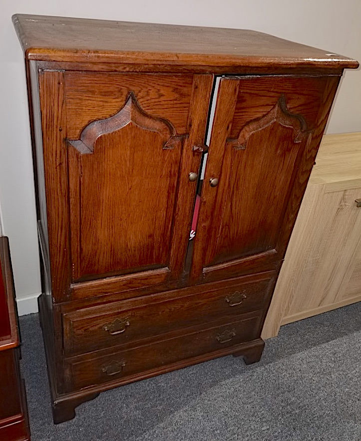 Oak Repro TV Cabinet