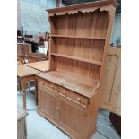 Pine Dresser