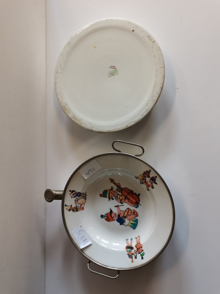 Mabel Lucie Attwell Baby Plate (chip) + other & 2x Chinese Plates - Image 3 of 6