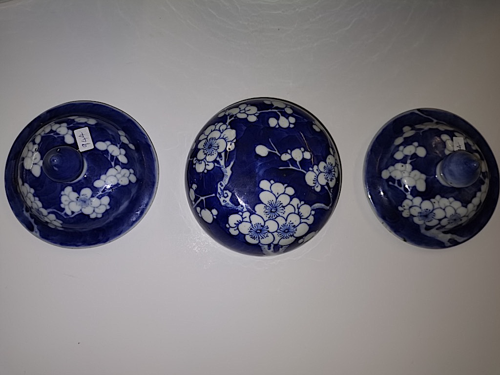 Early Chinese blue and white cherry blossom ginger jars with 4 & 6 character marks and in exc. con - Image 11 of 16