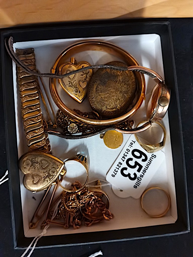 Coll of Gold Rings, Watches, Bangles etc