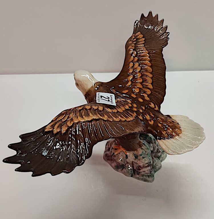 Beswick Bald Eagle 1018 - Image 2 of 3