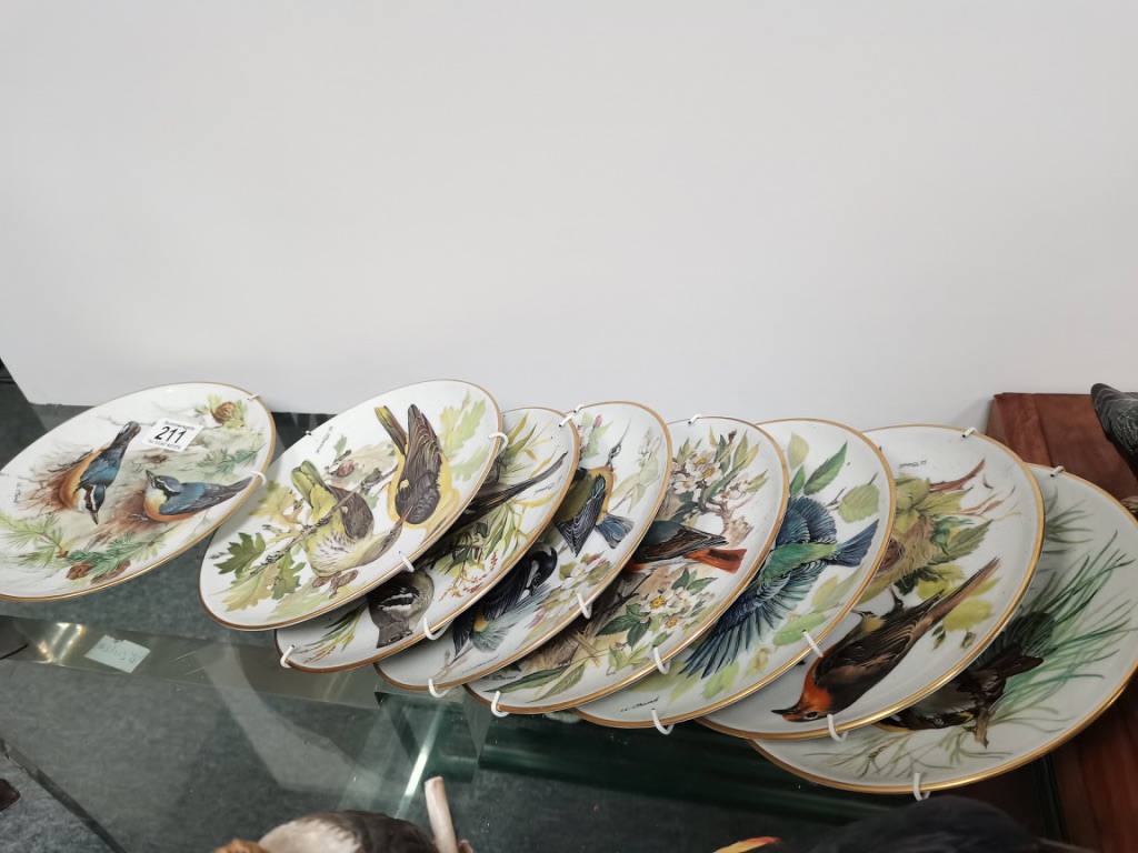 8 WWF bird plates