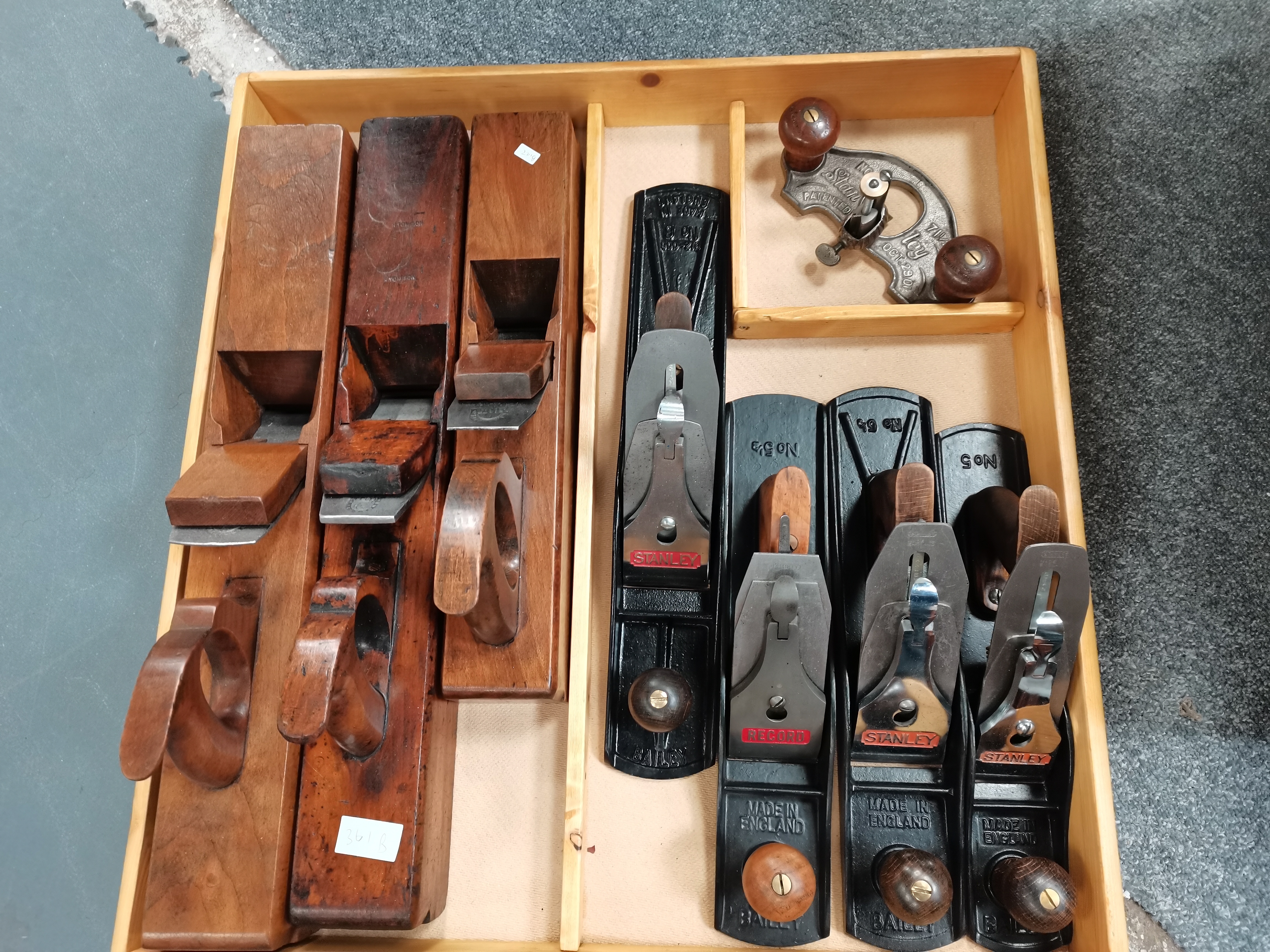 Sorby and Stanley planes in excellent condition