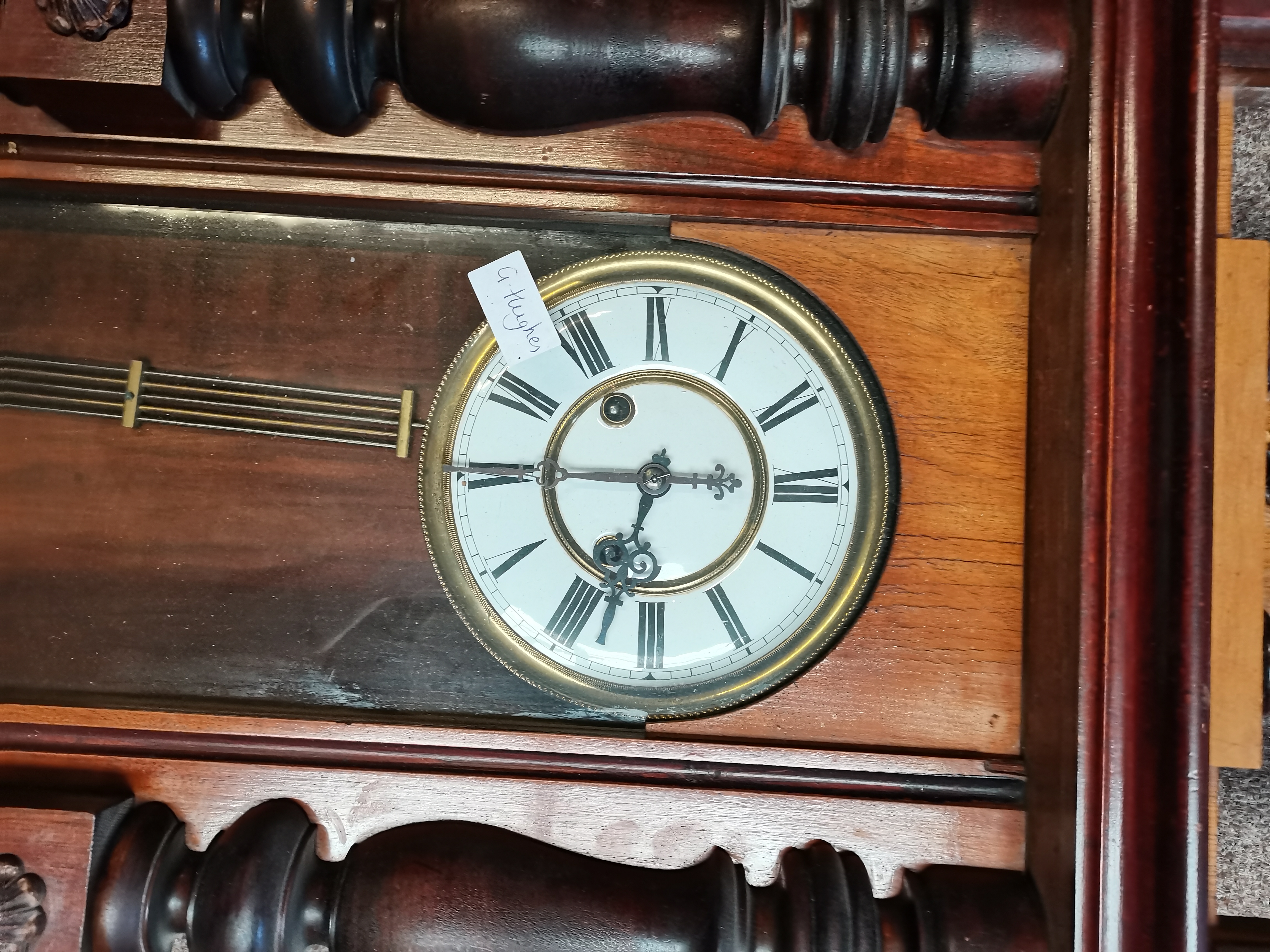 Wall clock with key (Slight damage to finnial) - Image 2 of 2