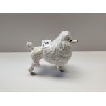 Beswick French poodle "Ivanola Gold Digger"