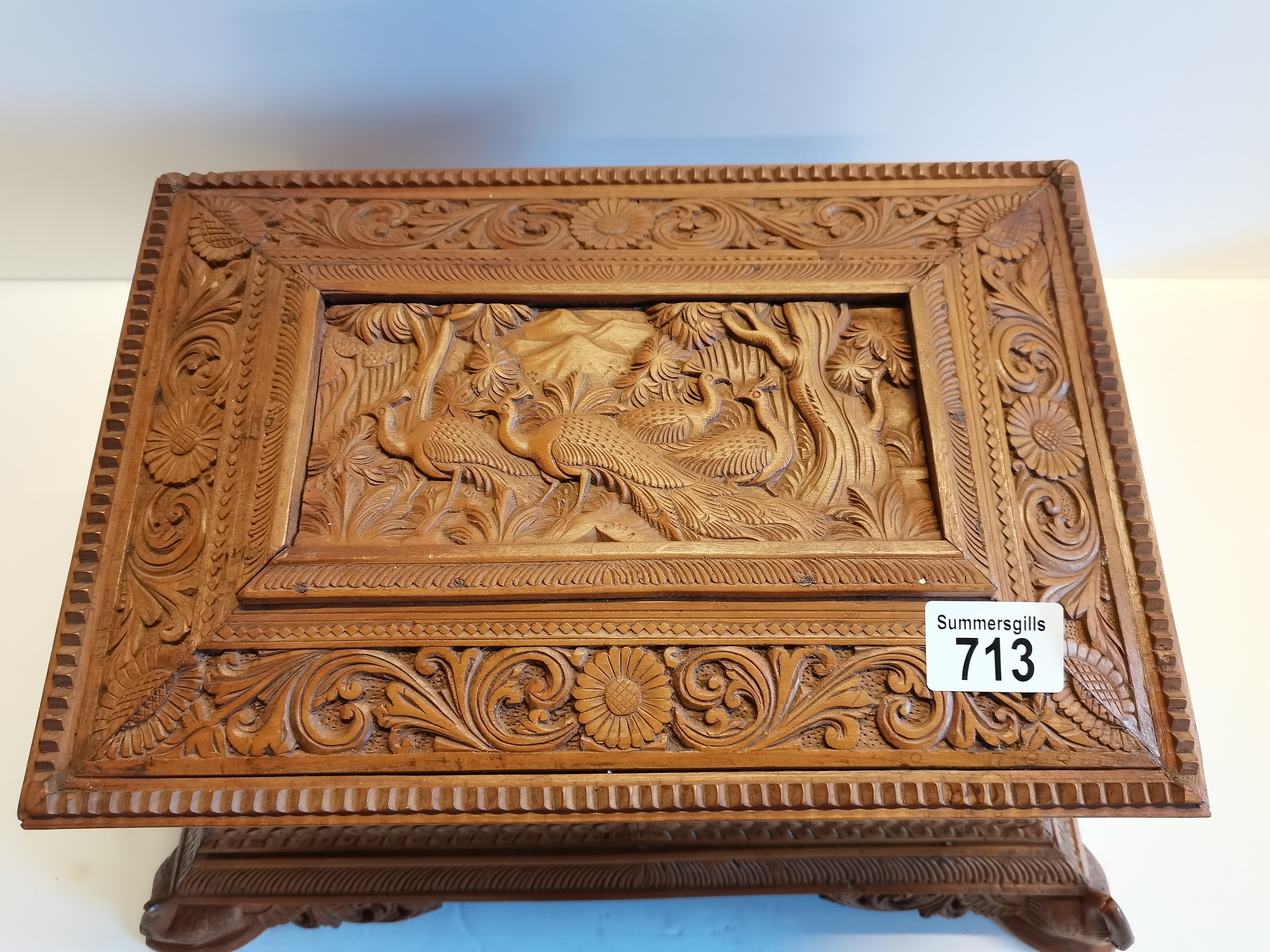 Qualty carved box with bird decoration - Image 3 of 9