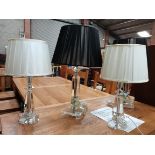 2 apirs of table lamps