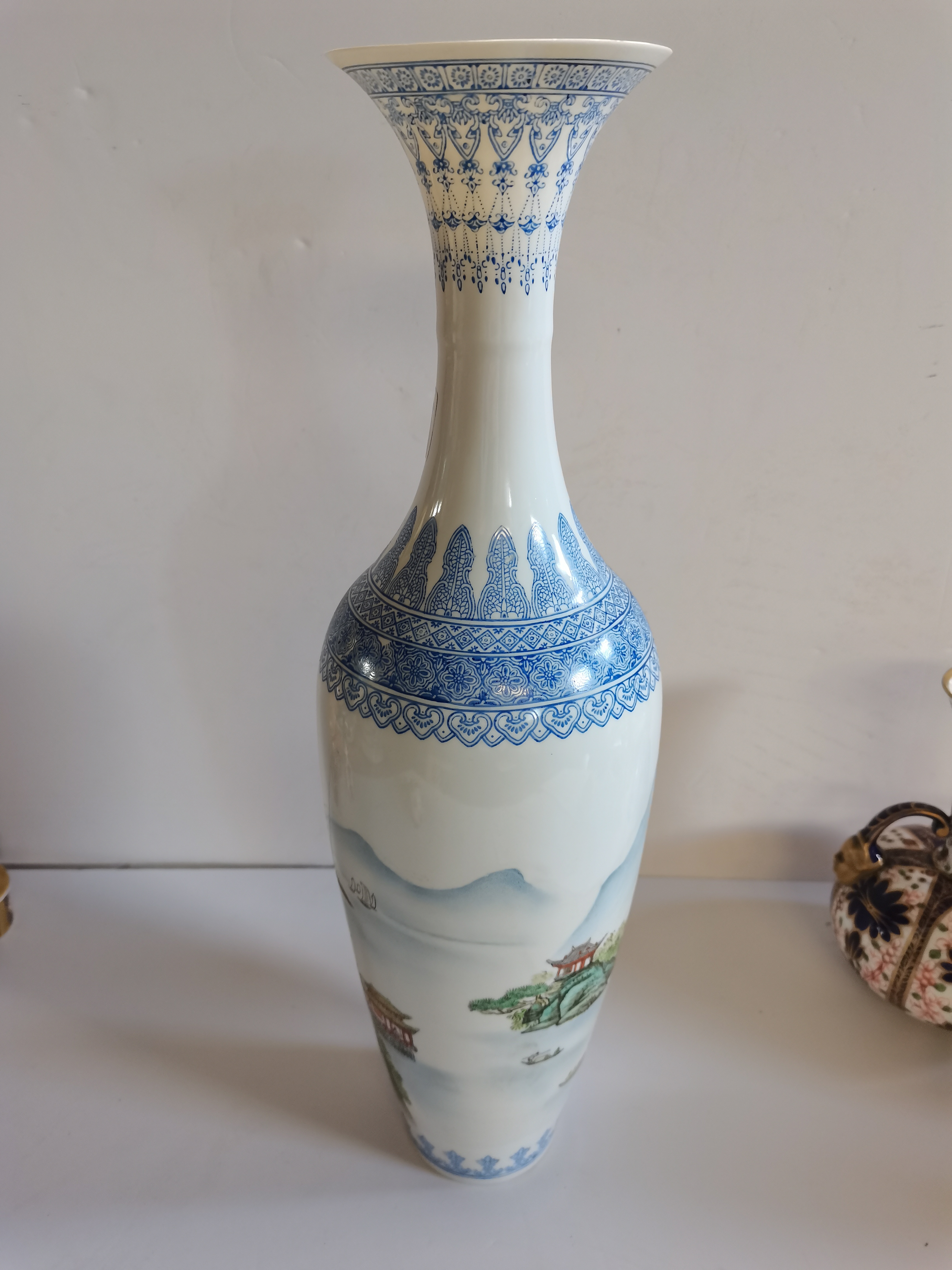 Chinese Vase 46 cm high with 6 characture mark and mountains and waterfall decoration - Image 6 of 7