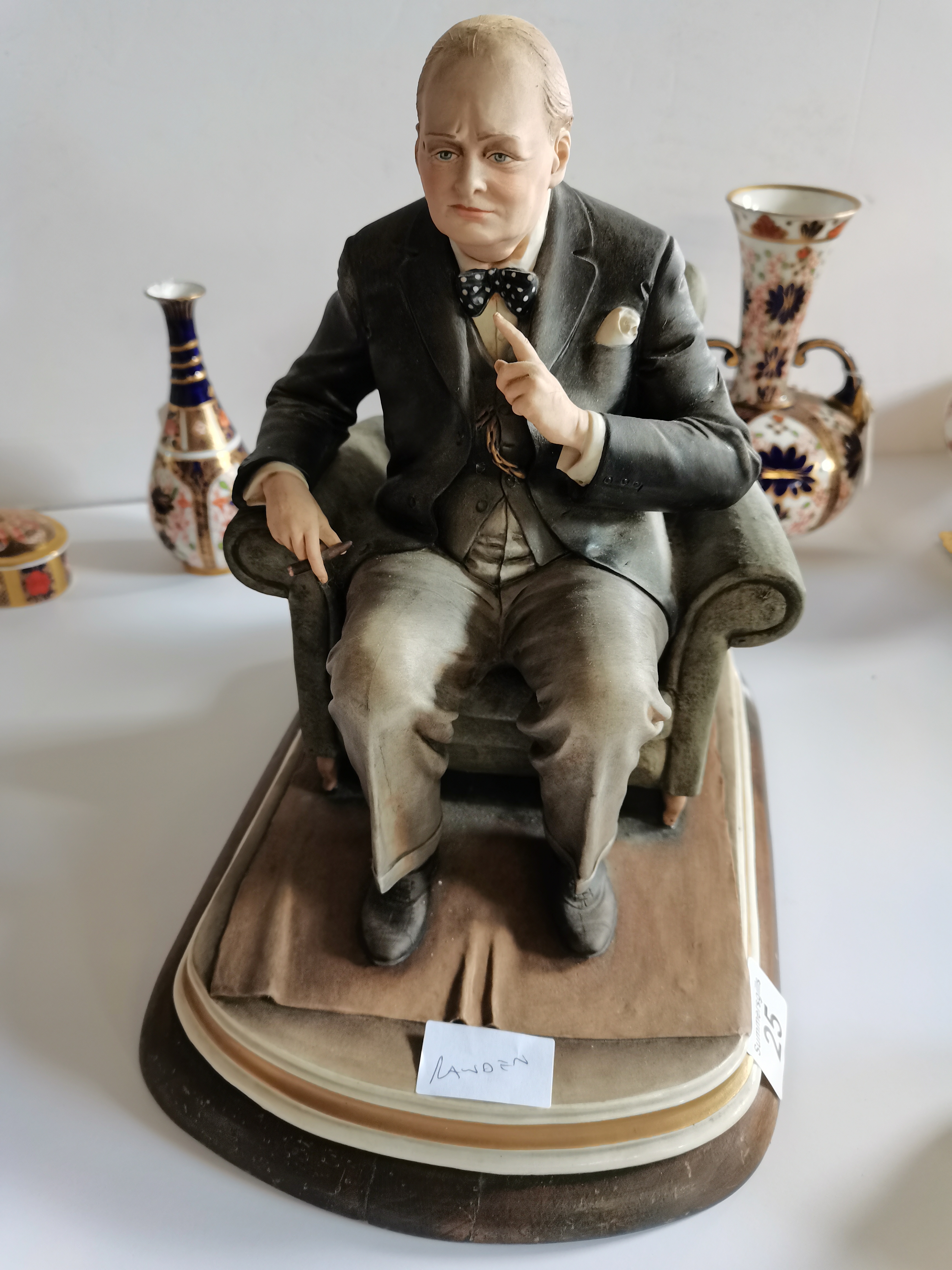 Capodemonte Winston Churchill Pot Figure on a stand ( ex. Condition ) - Image 5 of 6