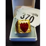 22ct gold enamel ring (14g)