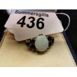 Opal and 9ct gold ring 3g