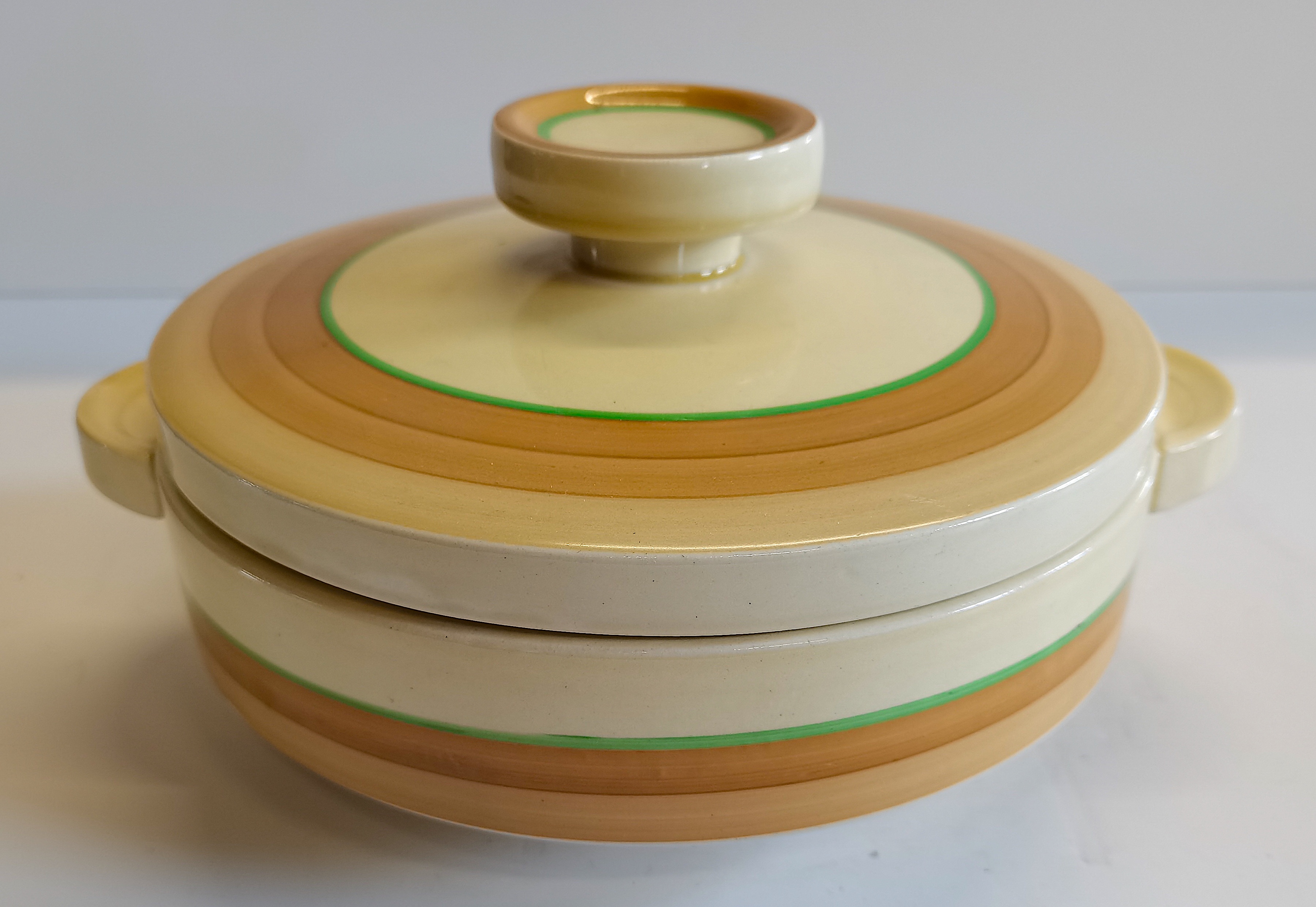 Clarice Cliff Newport pottery cream coloured tureen with hand painted stripes - Image 2 of 3