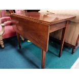 Edw. Inlaid mah drop leaf table