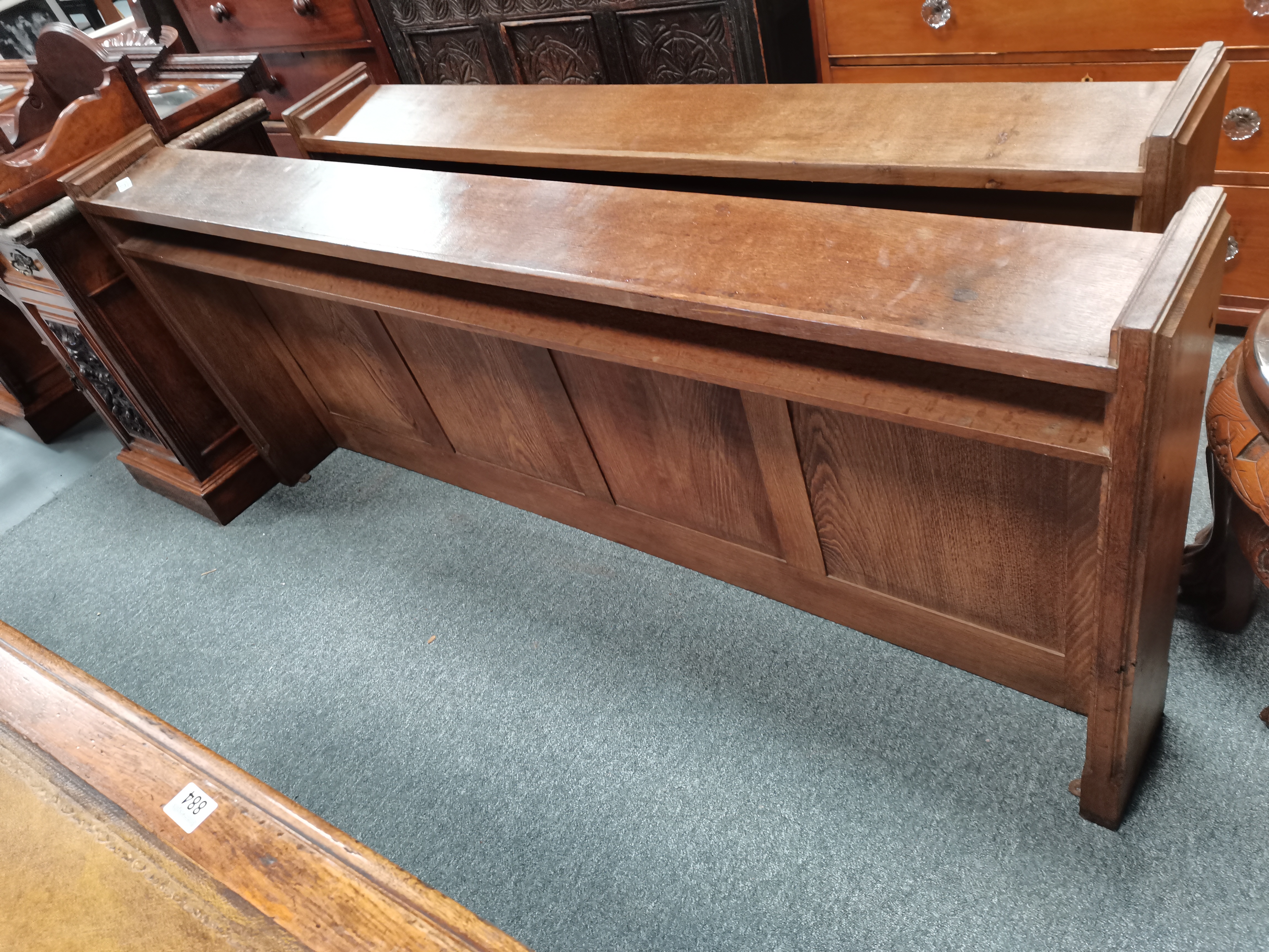 2 Mouseman church pew fronts 195cm and 150cm (good condition) - Image 2 of 7