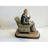 Capodemonte Winston Churchill Pot Figure on a stand ( ex. Condition )