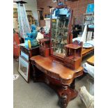 Victorian dutchess dressing table