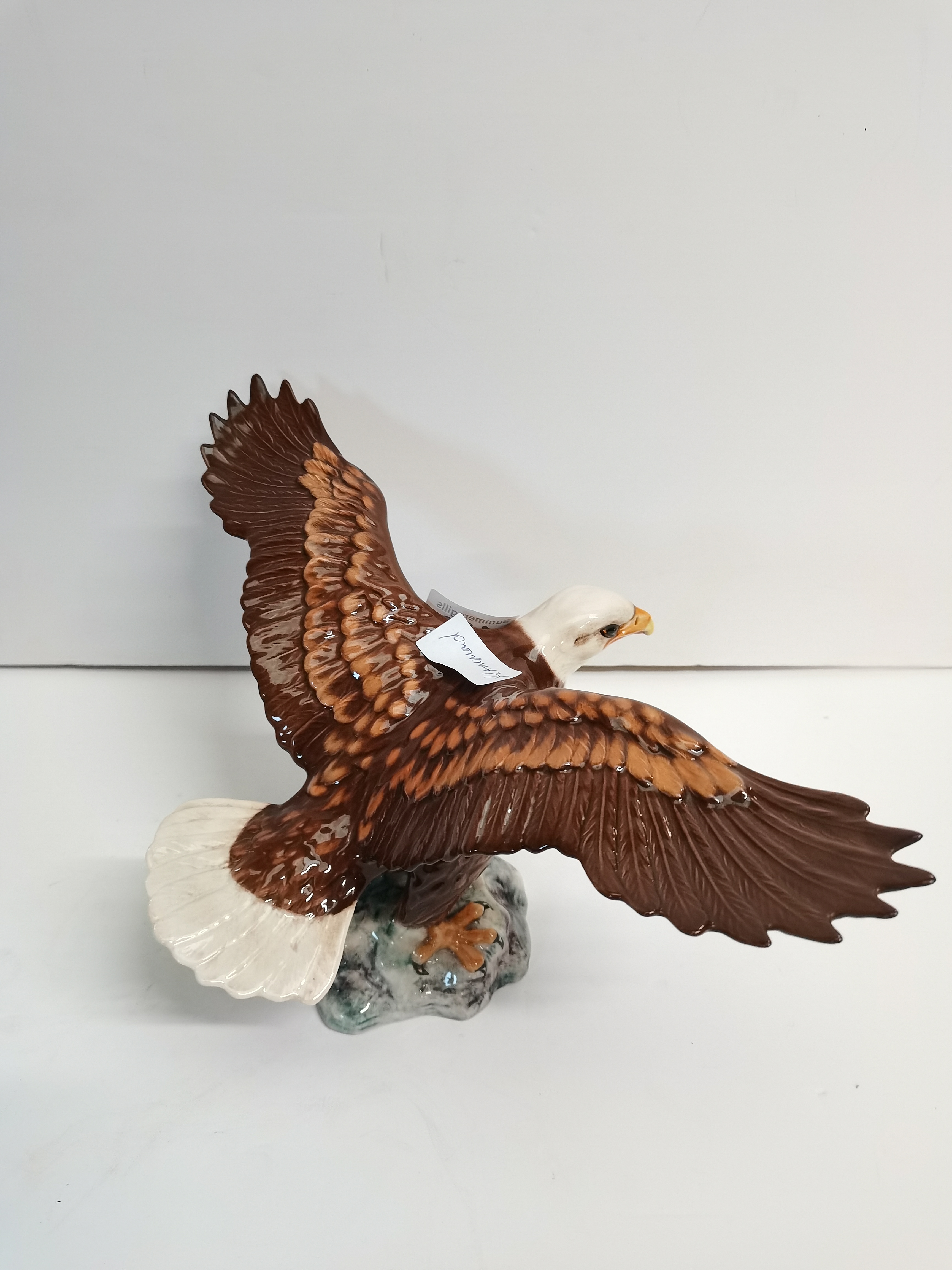 Beswick bald eagle 1018 - Image 2 of 4