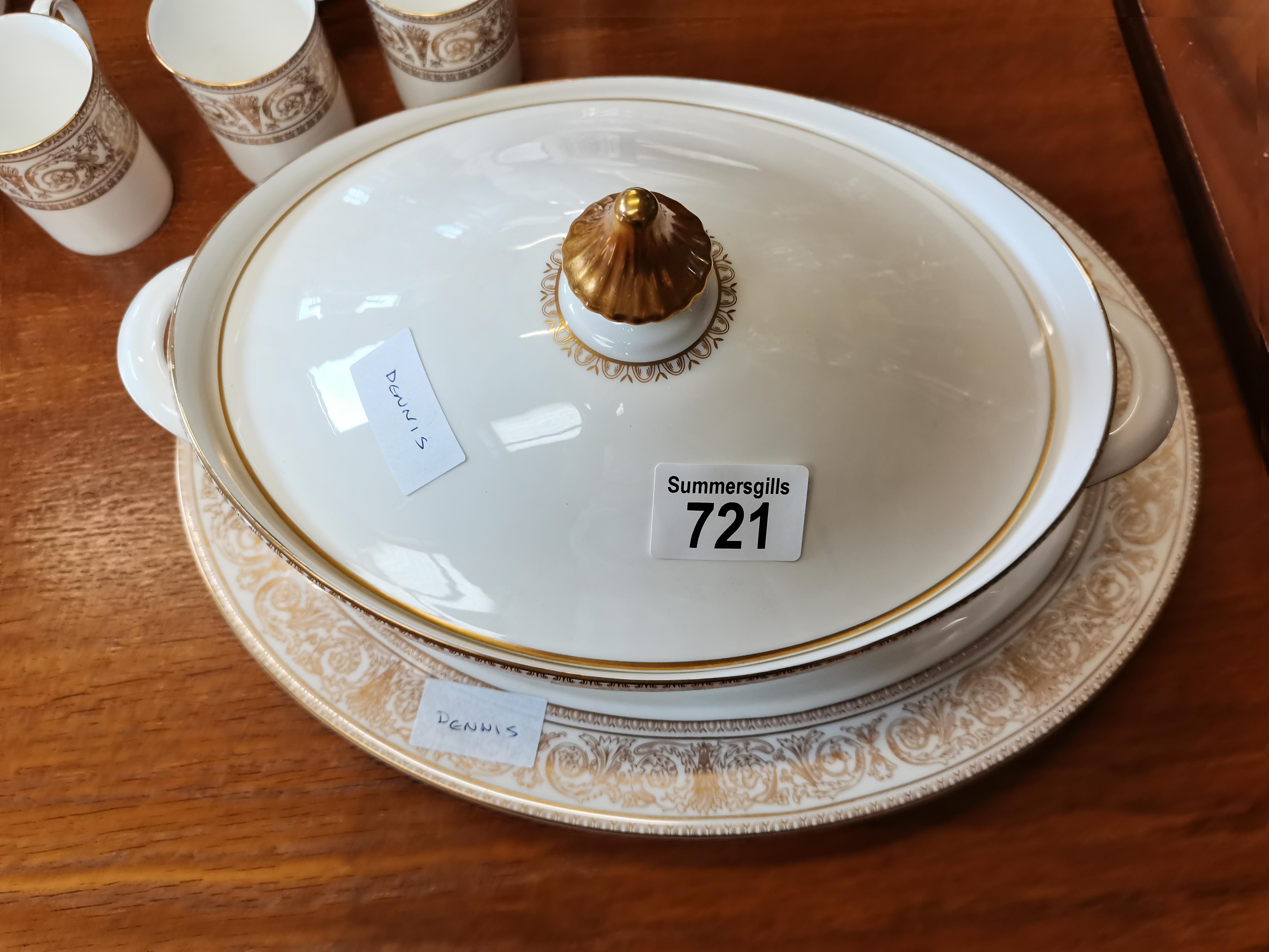 Royal doulton Soverign gold and cream dinner and coffee set ex con. - Image 6 of 12
