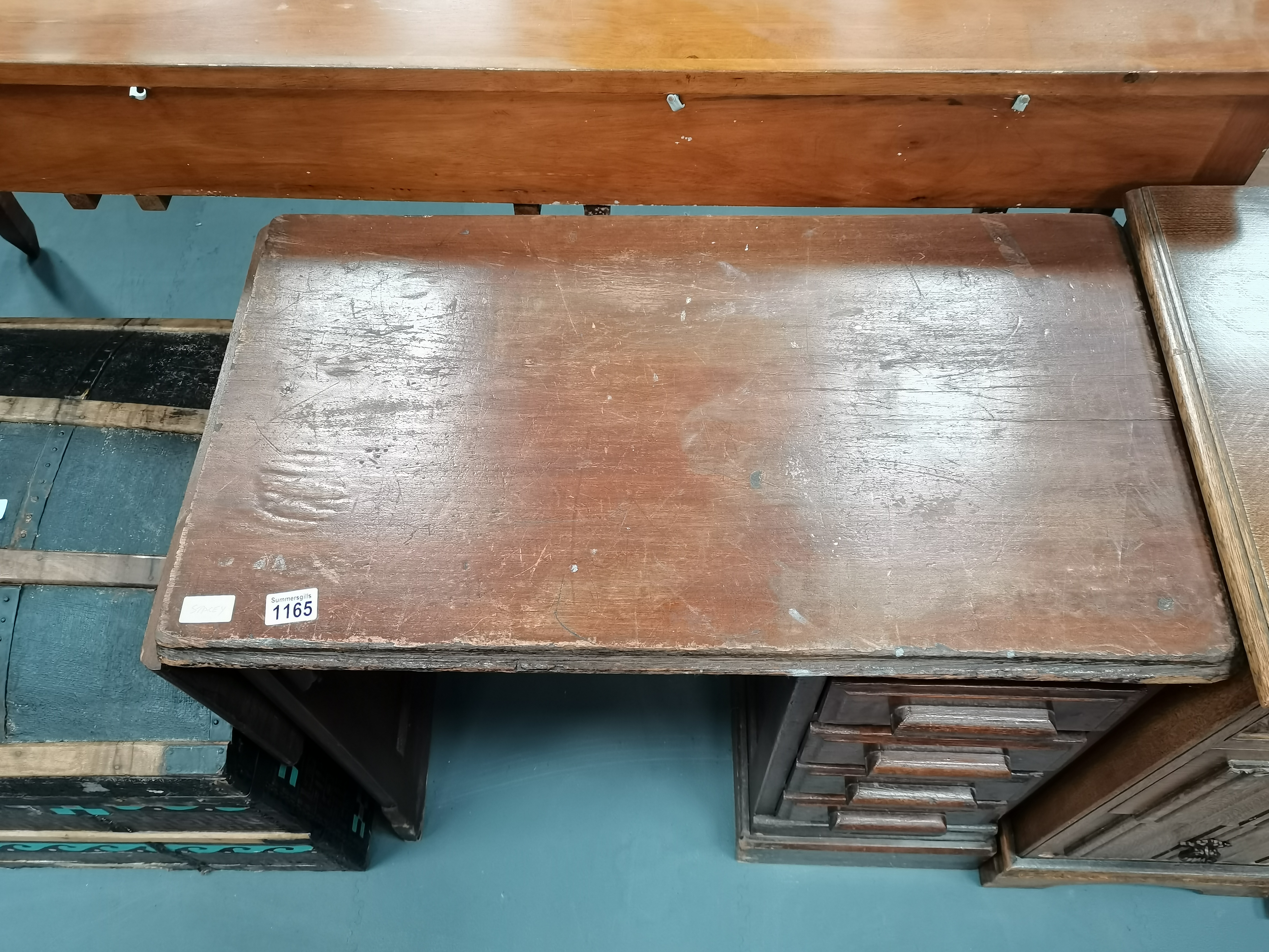 Oak desk and trunk - Image 2 of 3