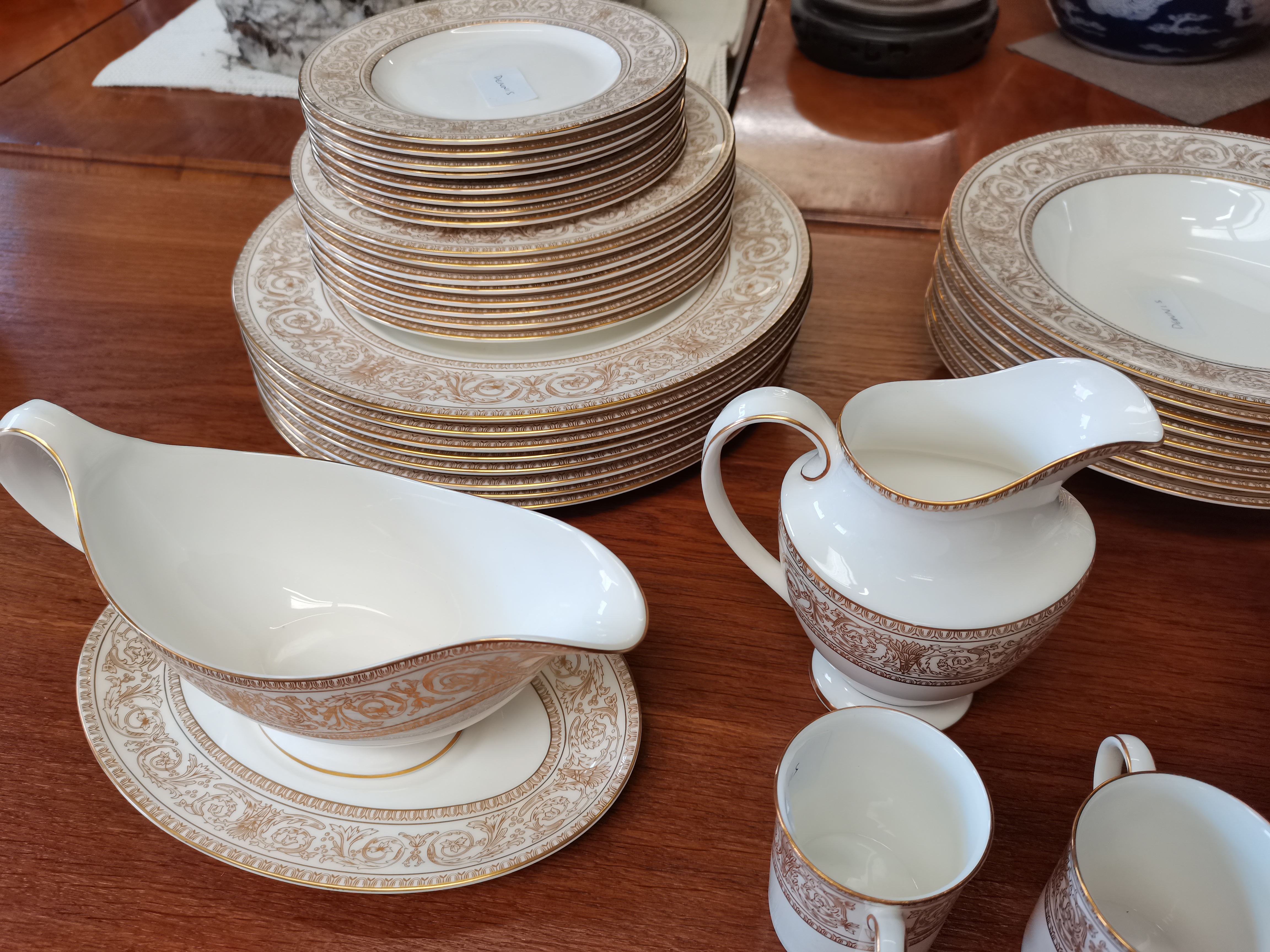 Royal doulton Soverign gold and cream dinner and coffee set ex con. - Image 4 of 12