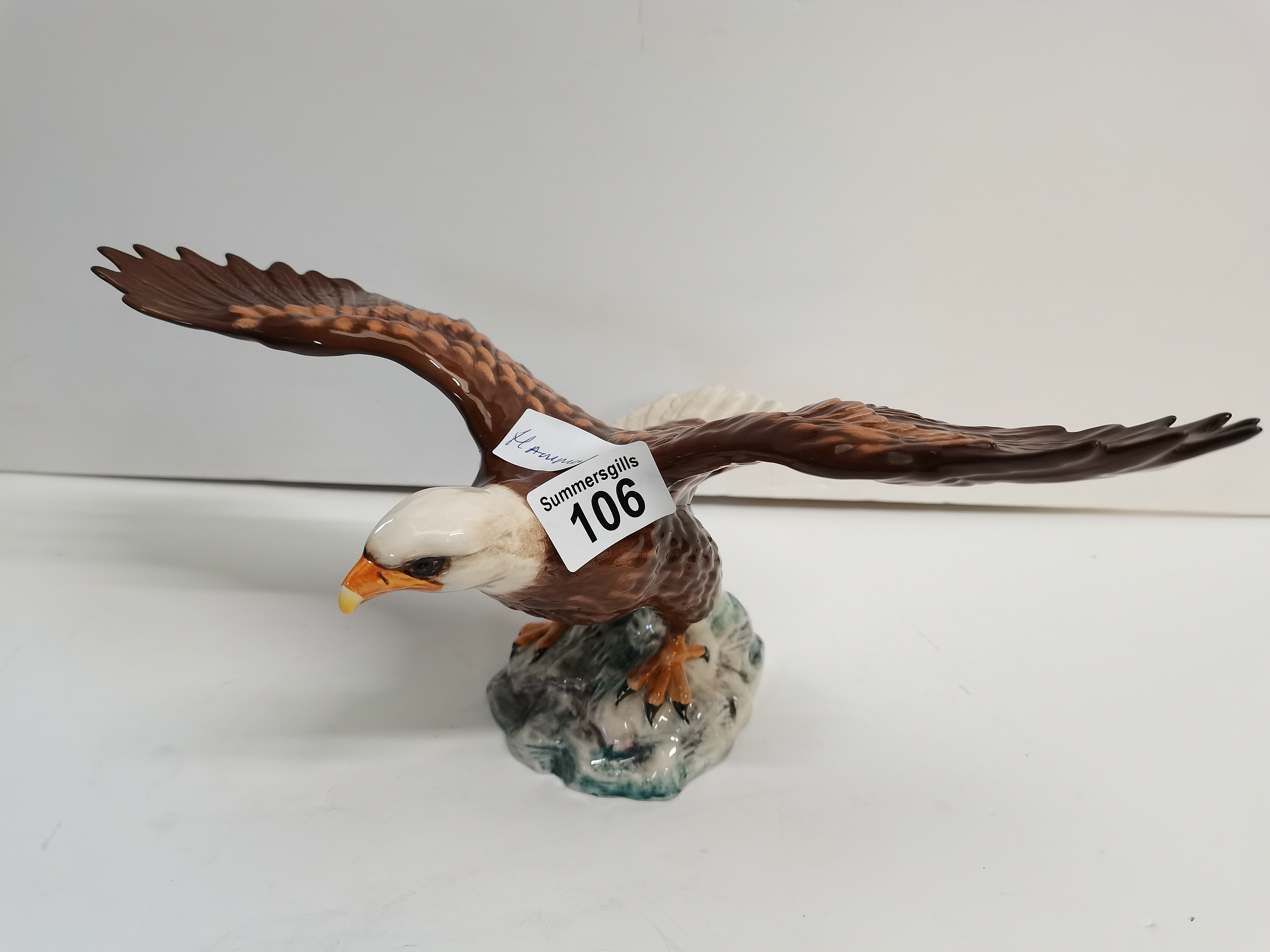 Beswick bald eagle 1018