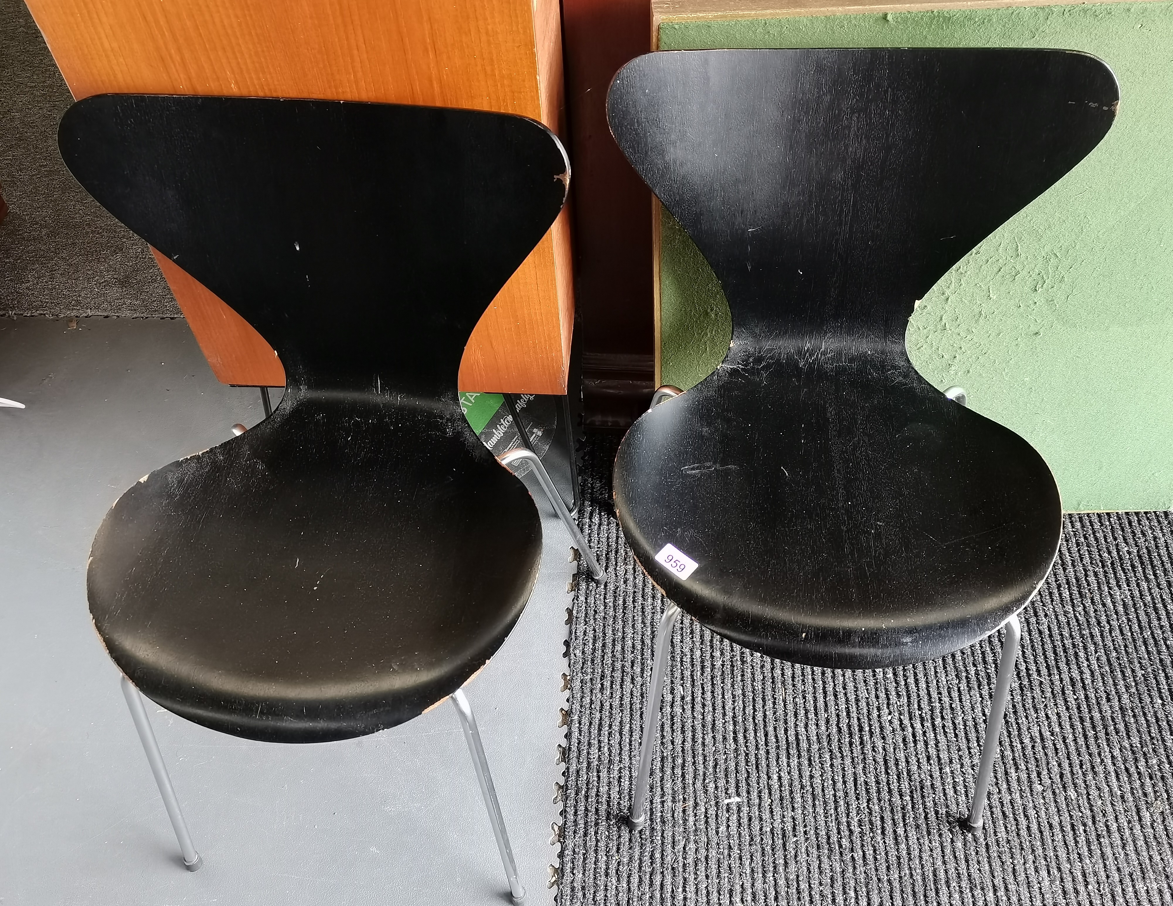 Pair of Danish Arne Jacobsen for Fritz Hansen retro chairs