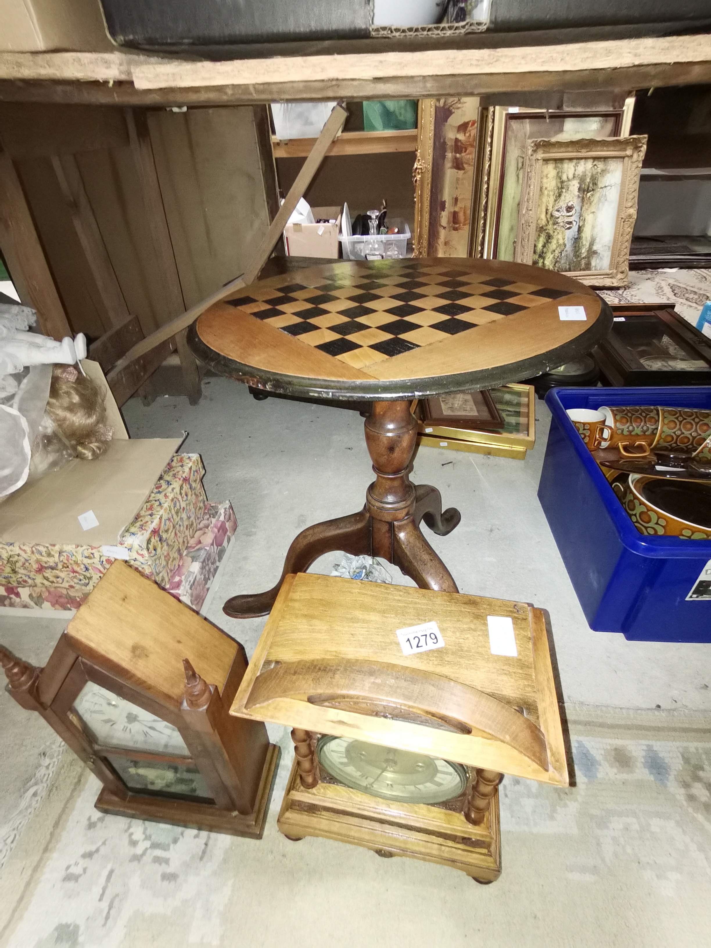 2 mantle clocks and side table