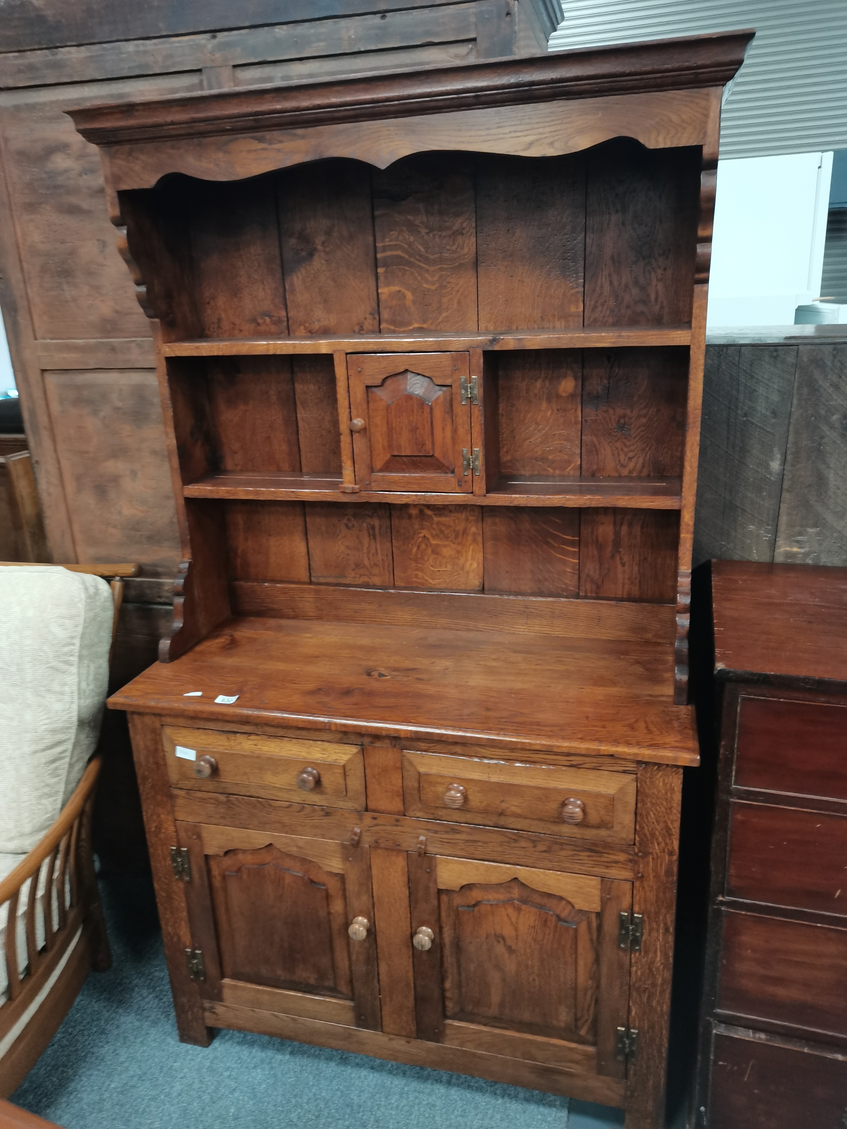 Tichmarsh and goodwin style dresser 1.1m long ex. Condition