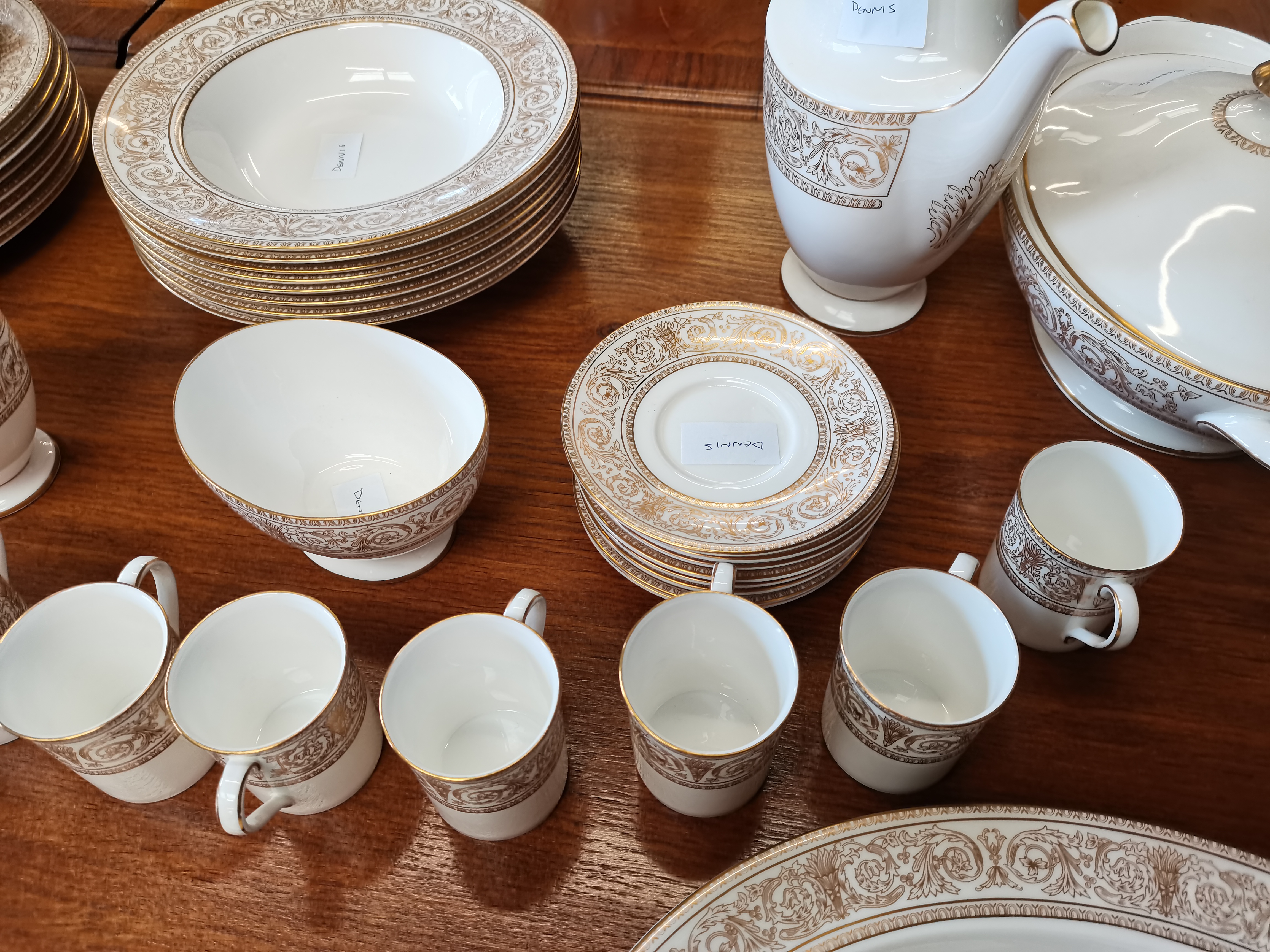 Royal doulton Soverign gold and cream dinner and coffee set ex con. - Image 9 of 12